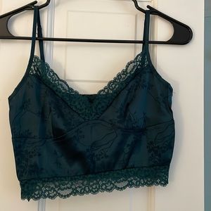 shein dark green crop top
